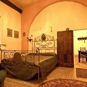 villa-chiara-montefollonico.it-tuscanyhotel.com/